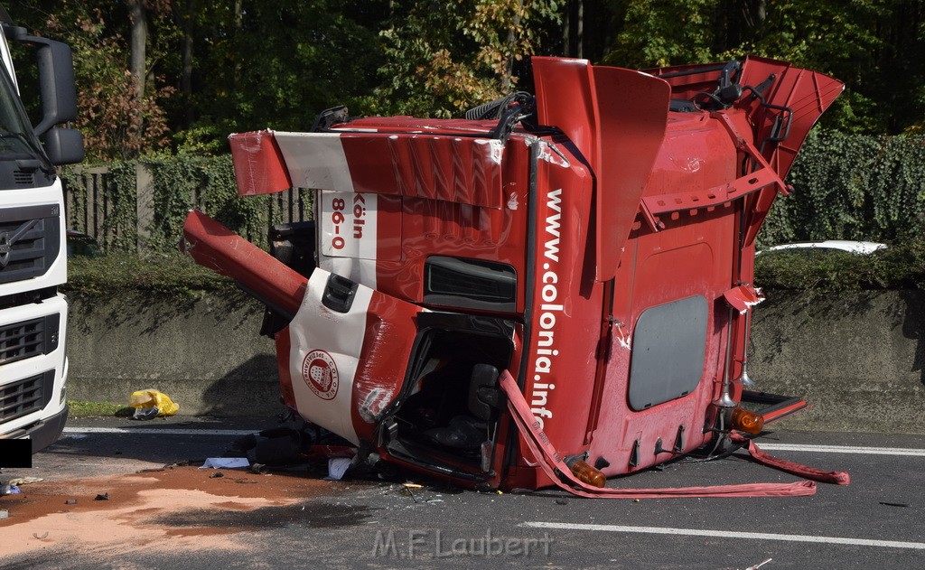 Schwerer VU PKlemm A 57 Rich Innenstadt Hoehe Koeln Chorweiler P029.JPG - Miklos Laubert